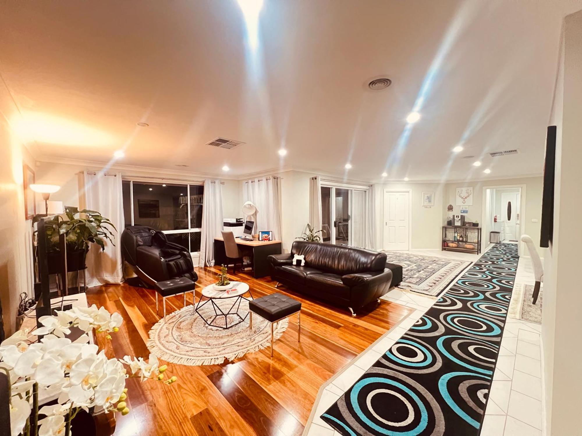 Spacious 6 Bedroom Holiday Home 15 Min Away From Melbourne Airport Sydenham Extérieur photo
