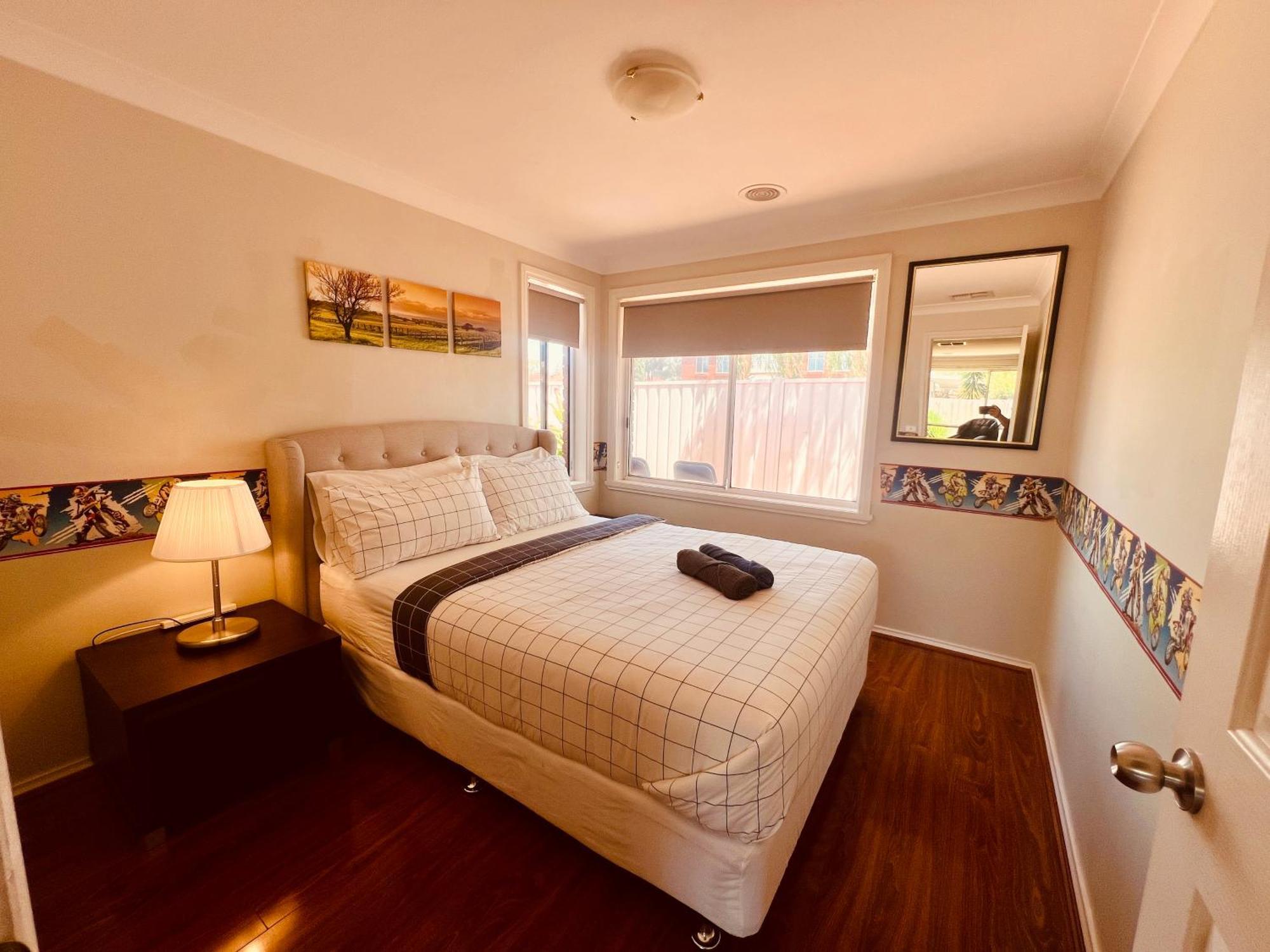 Spacious 6 Bedroom Holiday Home 15 Min Away From Melbourne Airport Sydenham Extérieur photo