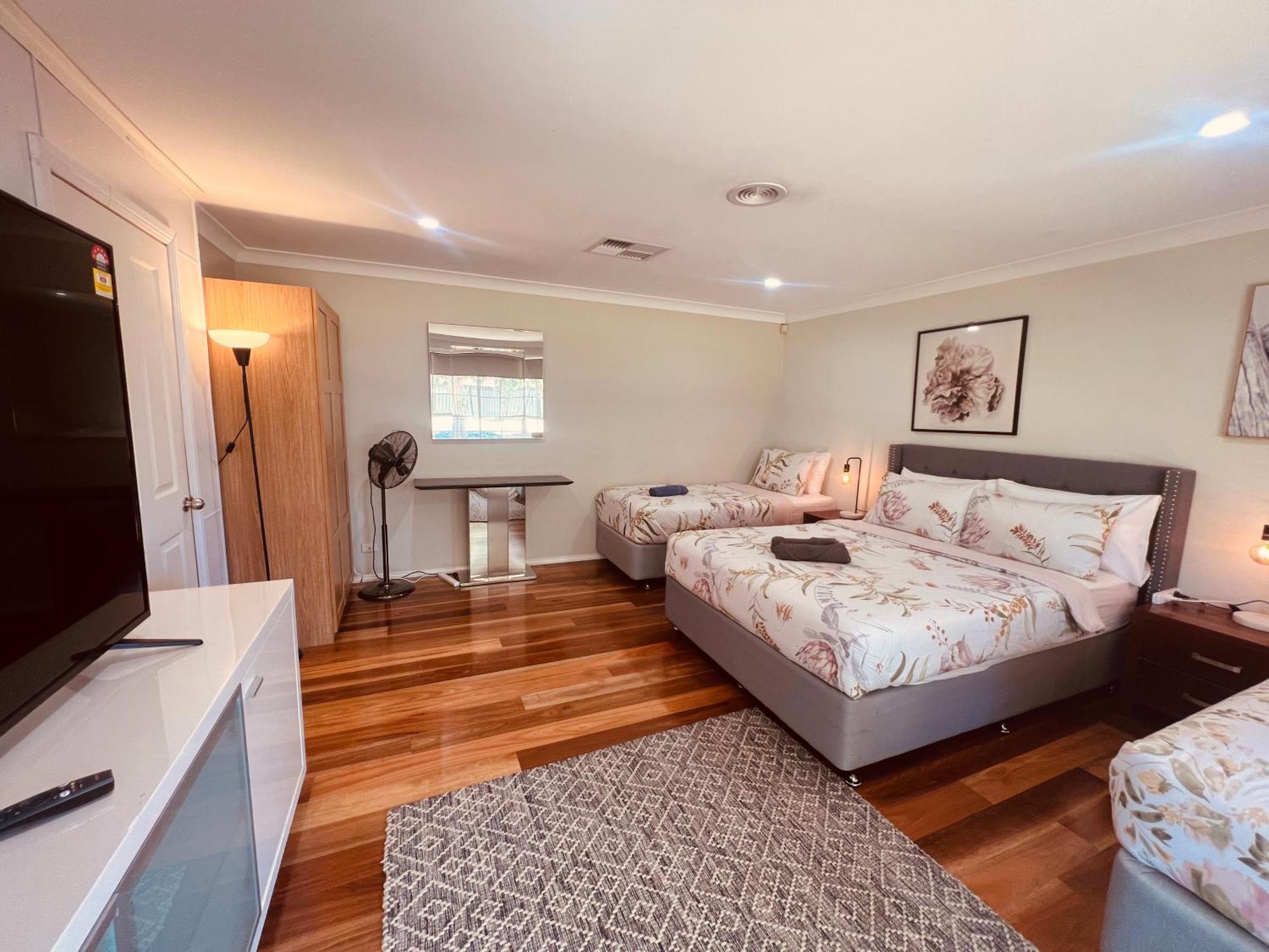 Spacious 6 Bedroom Holiday Home 15 Min Away From Melbourne Airport Sydenham Extérieur photo